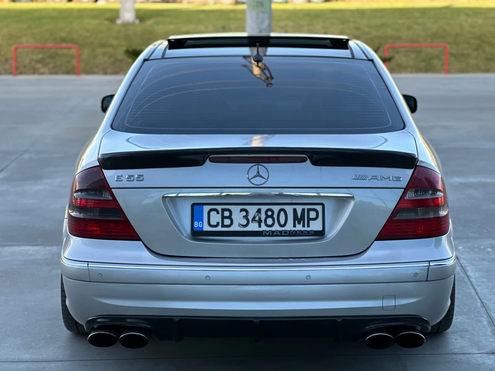 Mercedes-Benz E 55 AMG  - изображение 5