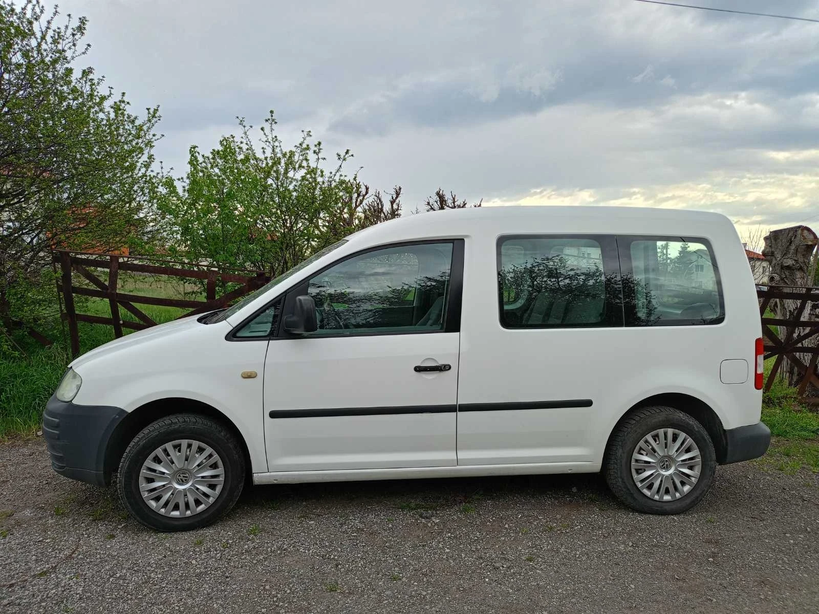 VW Caddy  - изображение 2