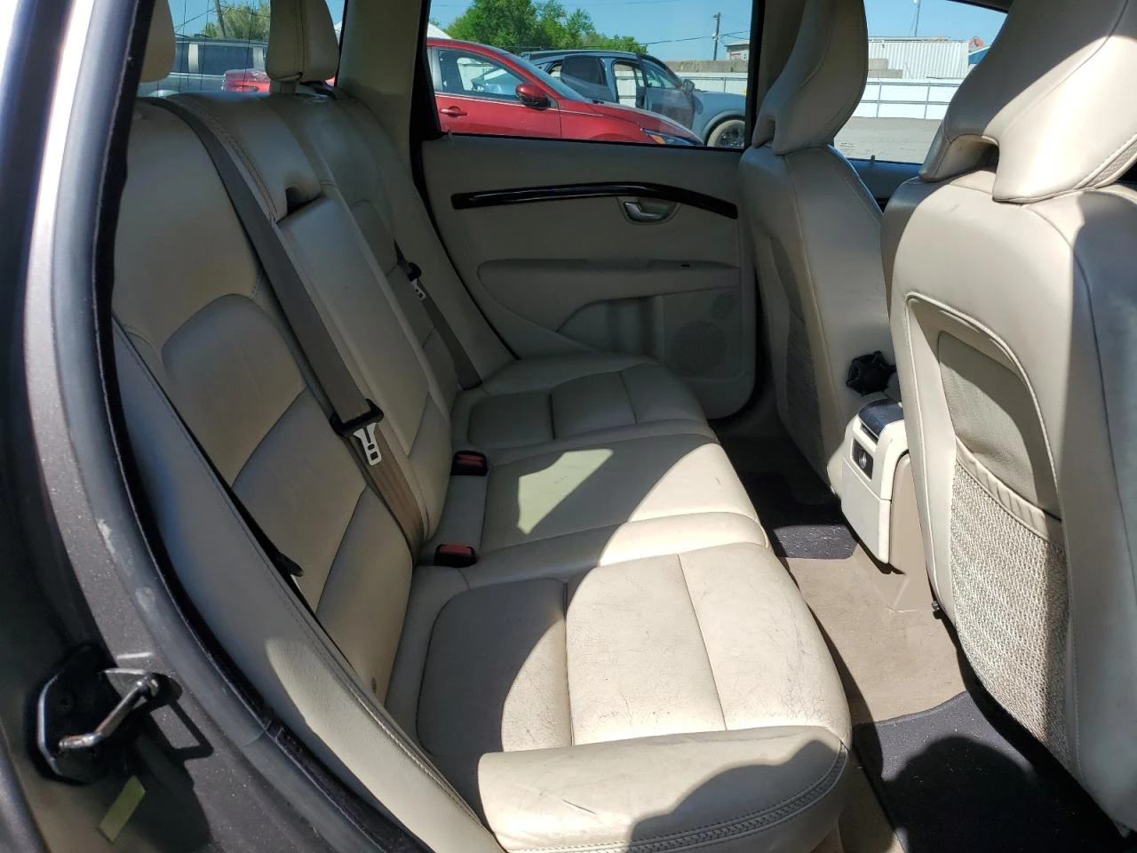 Volvo Xc70 T6 MOMENTUM AWD - ПЕРФЕКТЕН ЗА ГАЗ -КРАЙНА ЦЕНА - изображение 10
