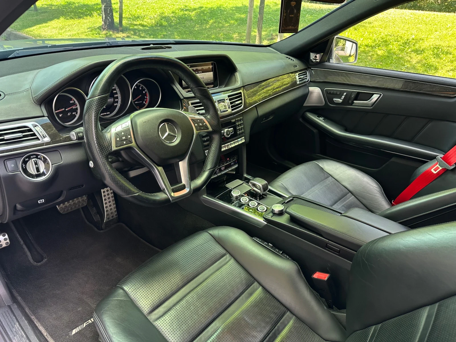 Mercedes-Benz E 63 AMG S / 4-MATIC+ / ВЕНТИЛАЦИЯ - изображение 9