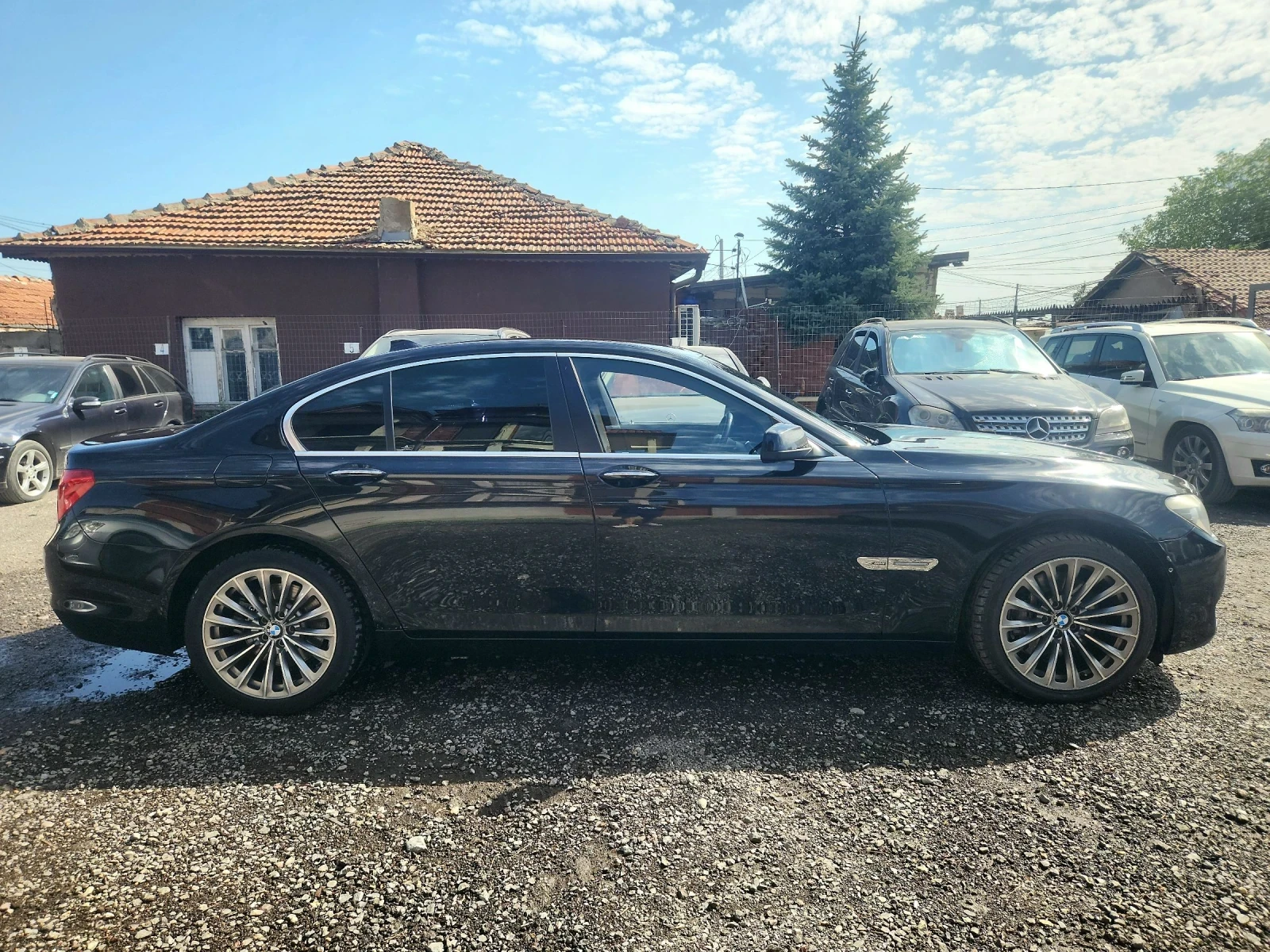 BMW 740 LONG XDrive 360Camera Soft close - изображение 7