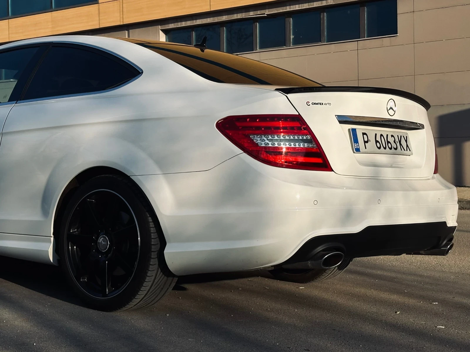 Mercedes-Benz C 350 AMG Coupe - изображение 10