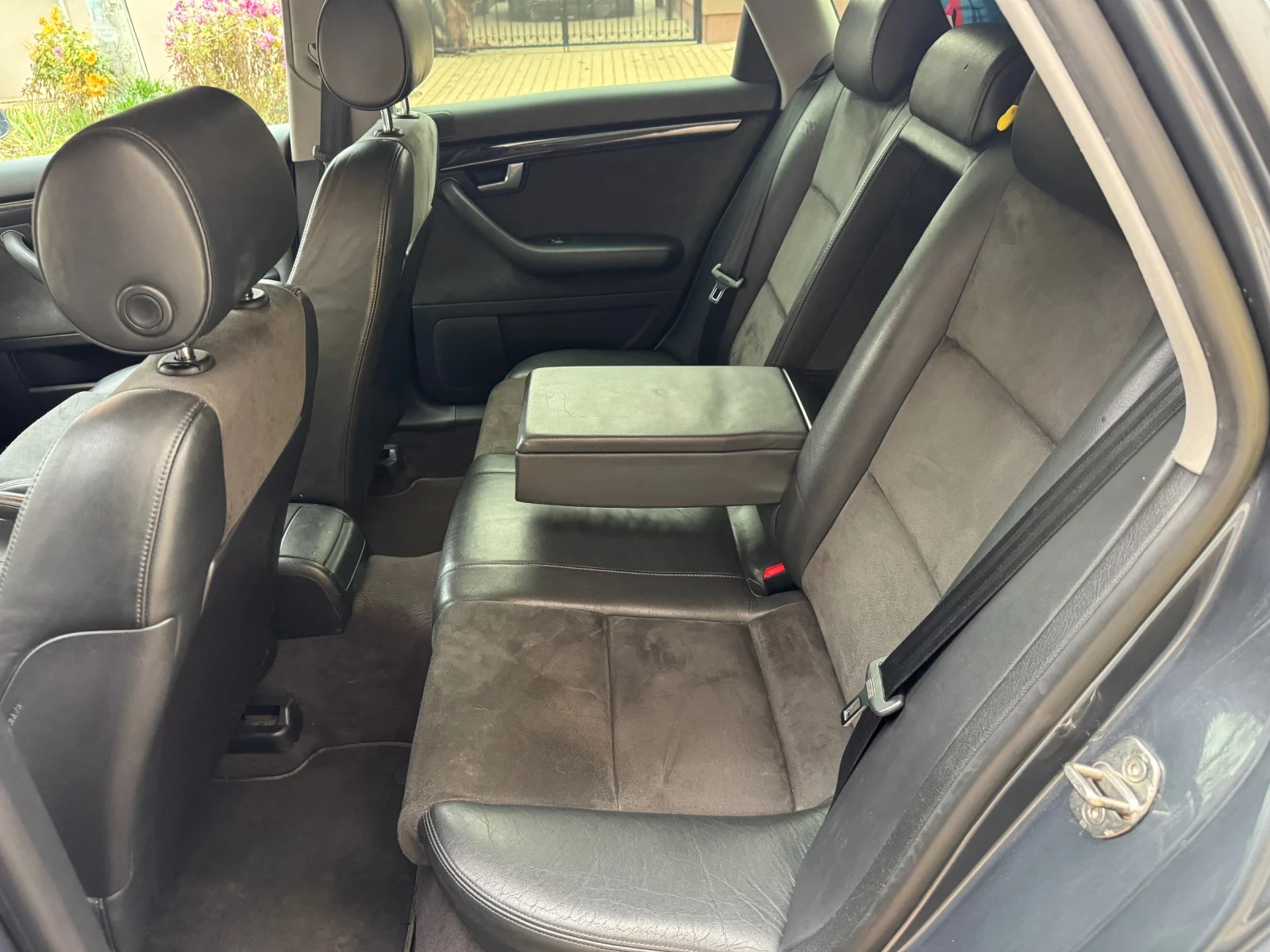 Audi A4 3000 - изображение 9