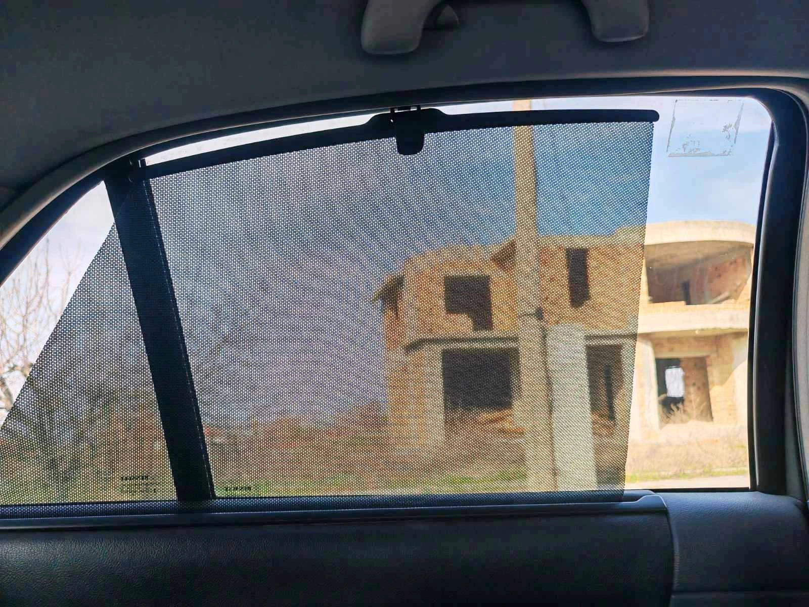 Renault Laguna, снимка 13 - Автомобили и джипове - 53709639