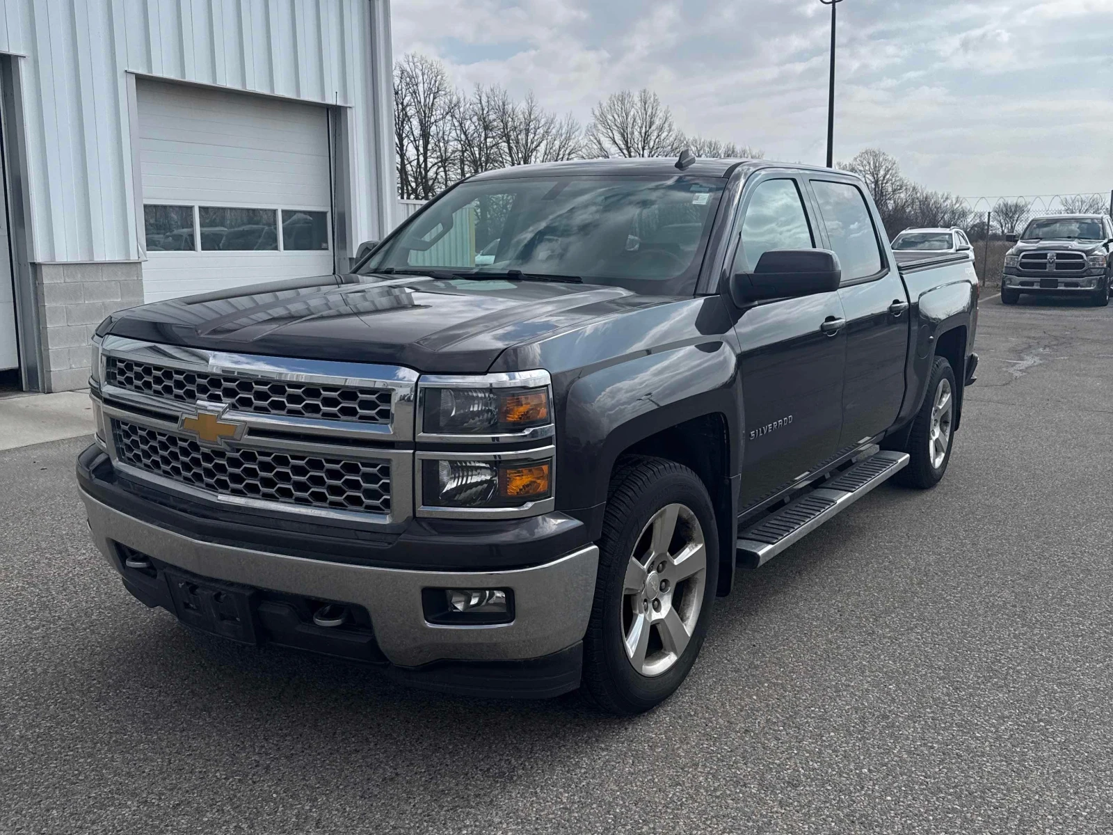 Chevrolet Silverado 4.3L 6cyl 4WD | Auto.bg — изображение 1