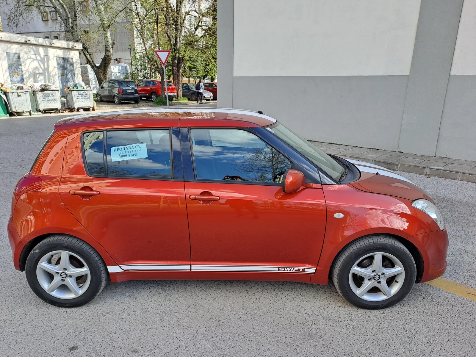 Suzuki Swift Уникат , снимка 5 - Автомобили и джипове - 54228758