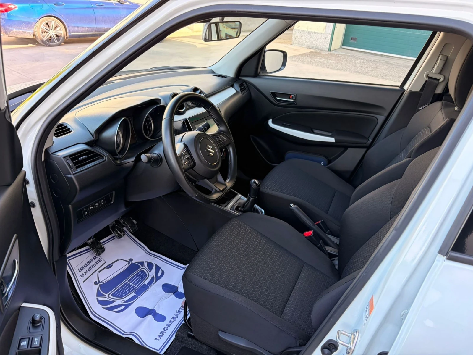 Suzuki Swift 1.2i, снимка 9 - Автомобили и джипове - 54306311