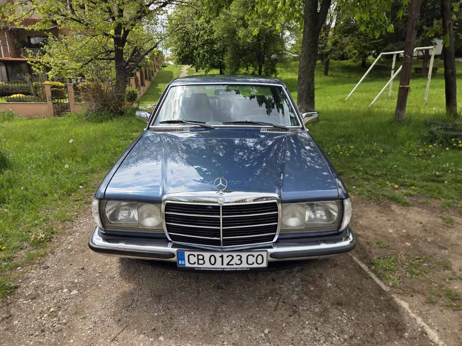 Mercedes-Benz 123 230 CE, снимка 4 - Автомобили и джипове - 54326578