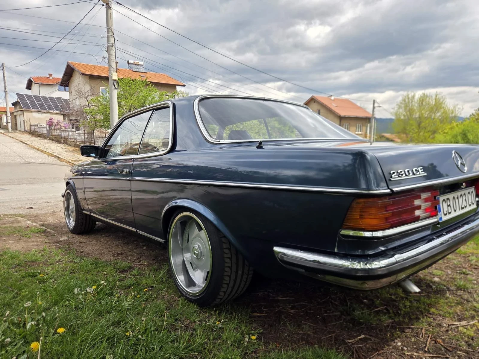 Mercedes-Benz 123 230 CE, снимка 8 - Автомобили и джипове - 54326578