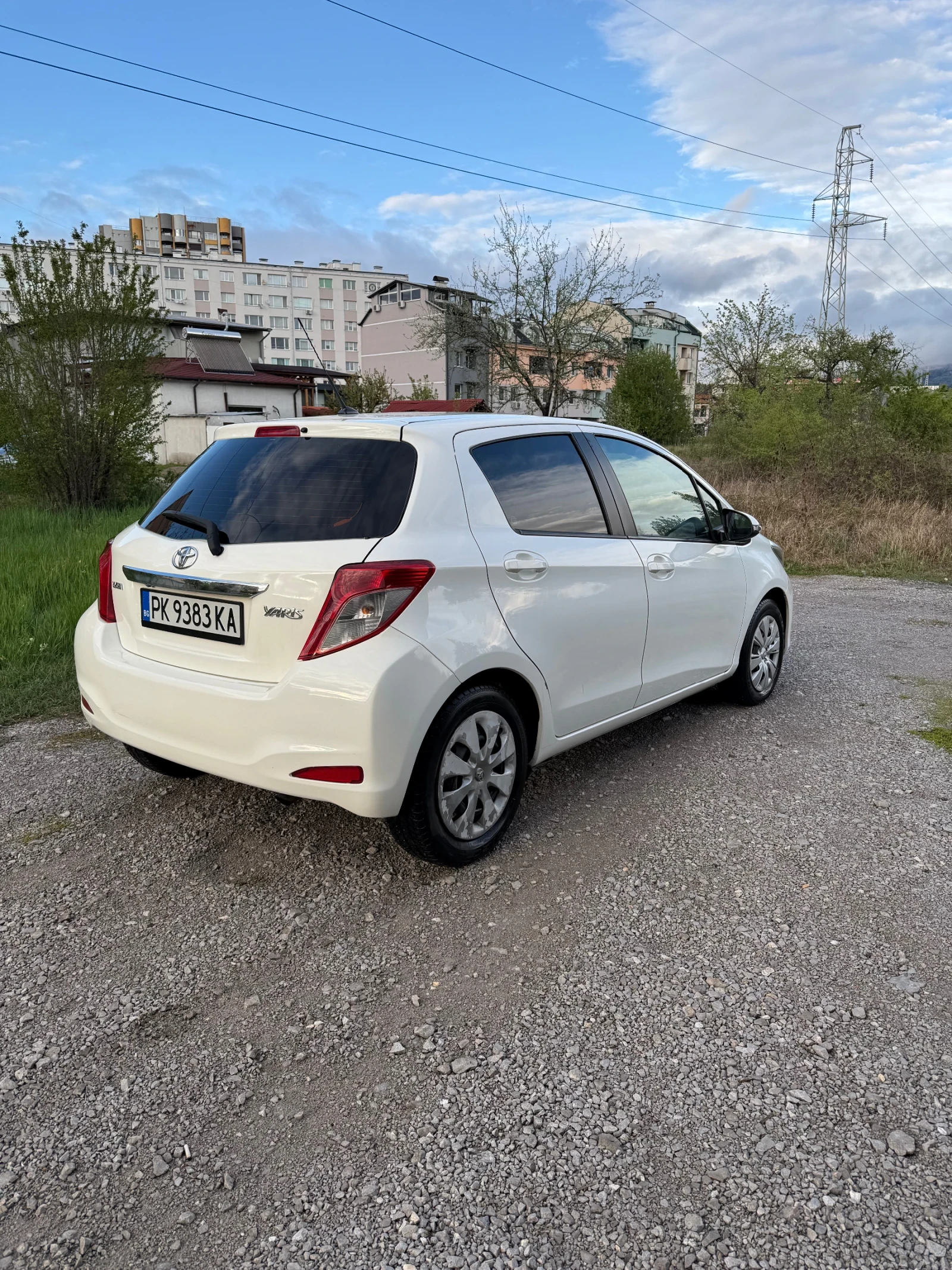 Toyota Yaris, снимка 4 - Автомобили и джипове - 54391493