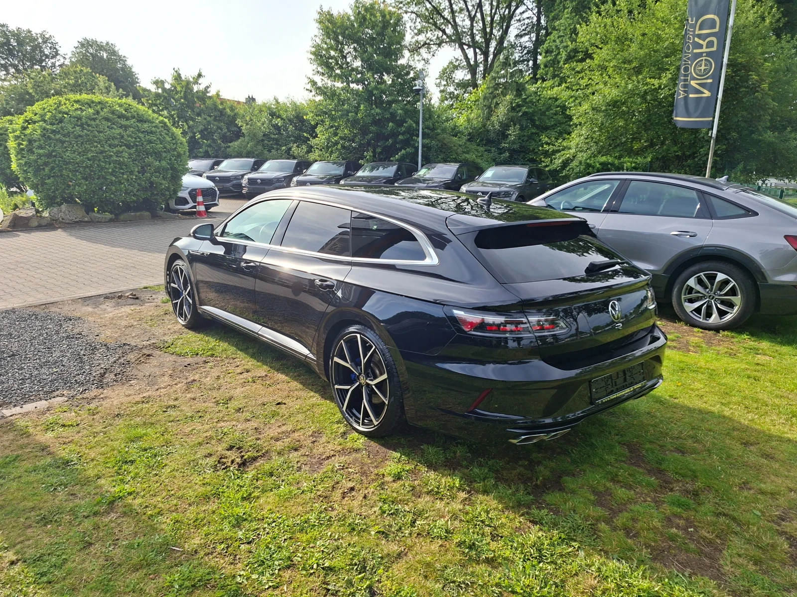 VW Arteon R, снимка 6 - Автомобили и джипове - 55031373