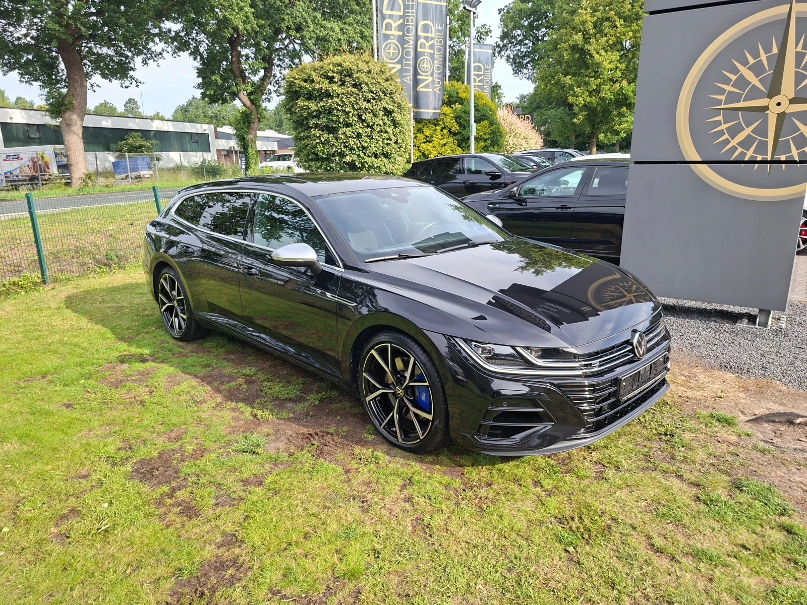 VW Arteon R, снимка 2 - Автомобили и джипове - 55031373