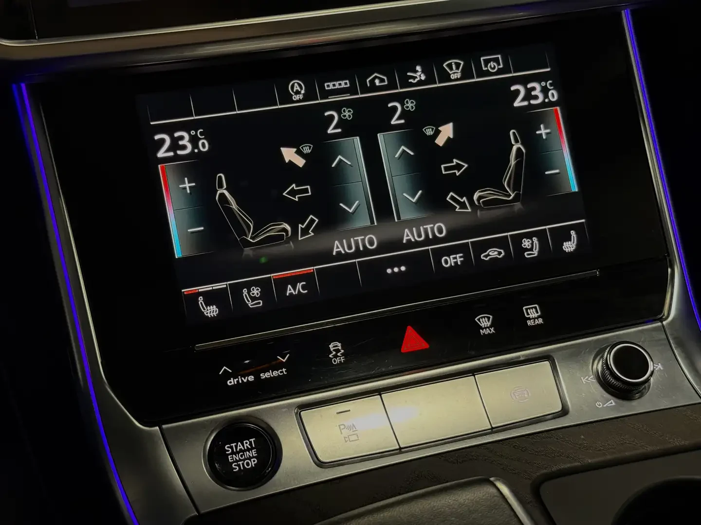 Audi A7 55 TFSI | TECHNIK | HUD| DIGITAL DASH| ОБДУХ| DIST, снимка 15 - Автомобили и джипове - 55304538