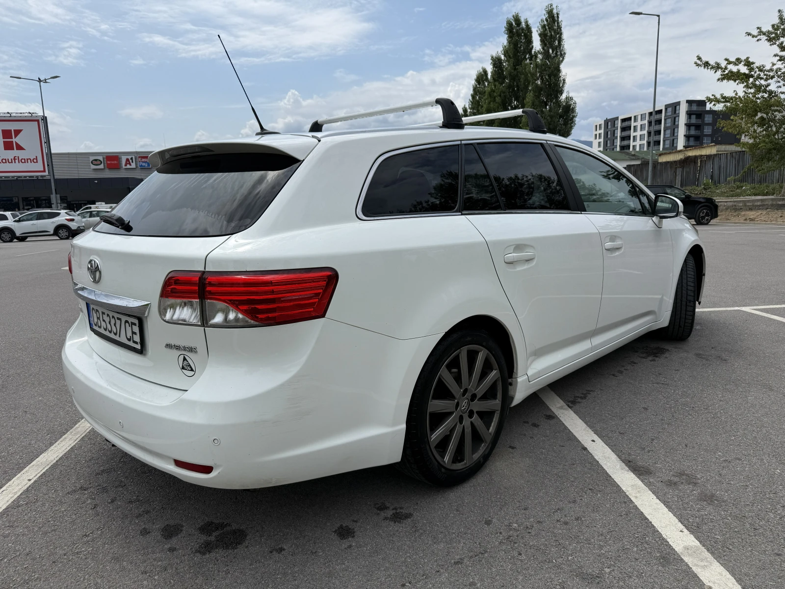 Toyota Avensis 2.2 D-CAT 177 �.�. | 2015 | 156000 �� | Mobile.bg � ����������� 9