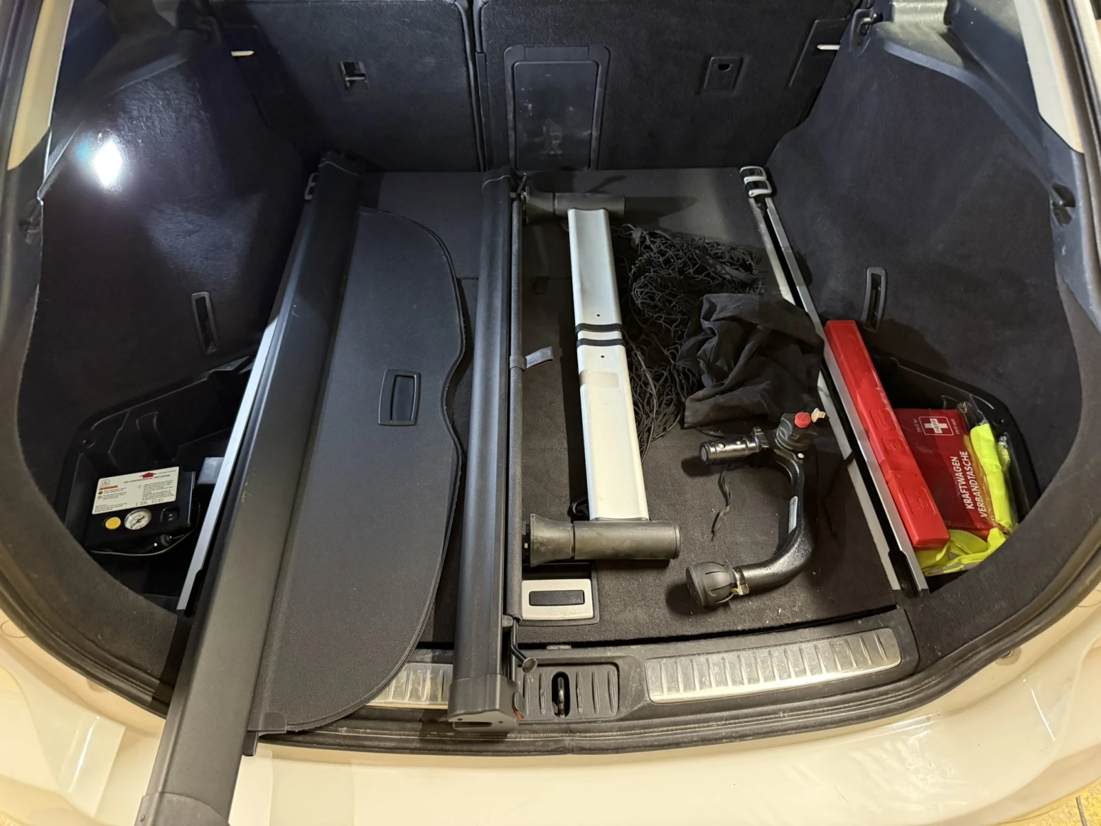 Toyota Avensis 2.2 D-CAT - 177кс., снимка 11 - Автомобили и джипове - 55441688