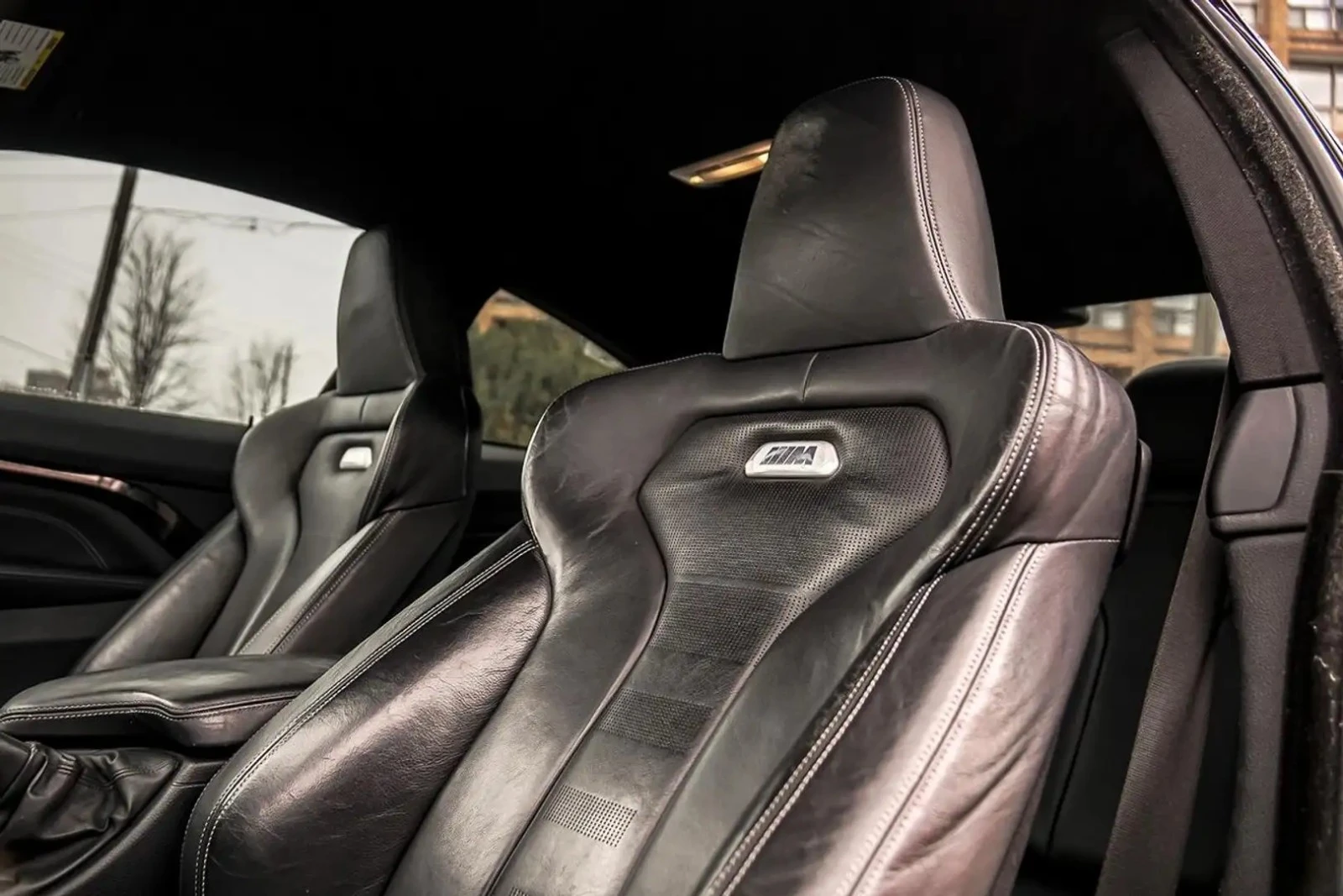 BMW M4 РЪЧКА* ХЕДЪП* H/K* CARBON* ПОДГРЕВ ВОЛАН, снимка 11 - Автомобили и джипове - 55478361