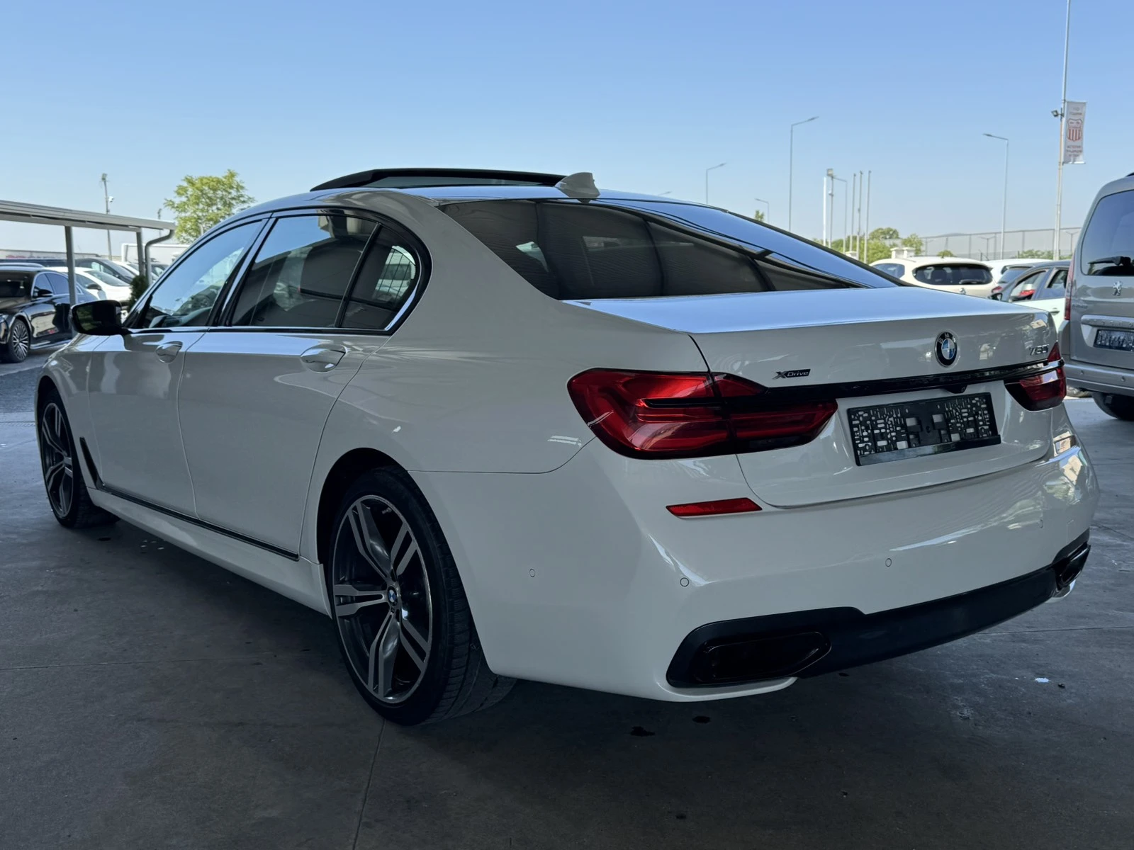 BMW 750 LI* 449ps* Xdrive* M-Paket* H/K* Distro* Head Up | Mobile.bg � ����������� 3