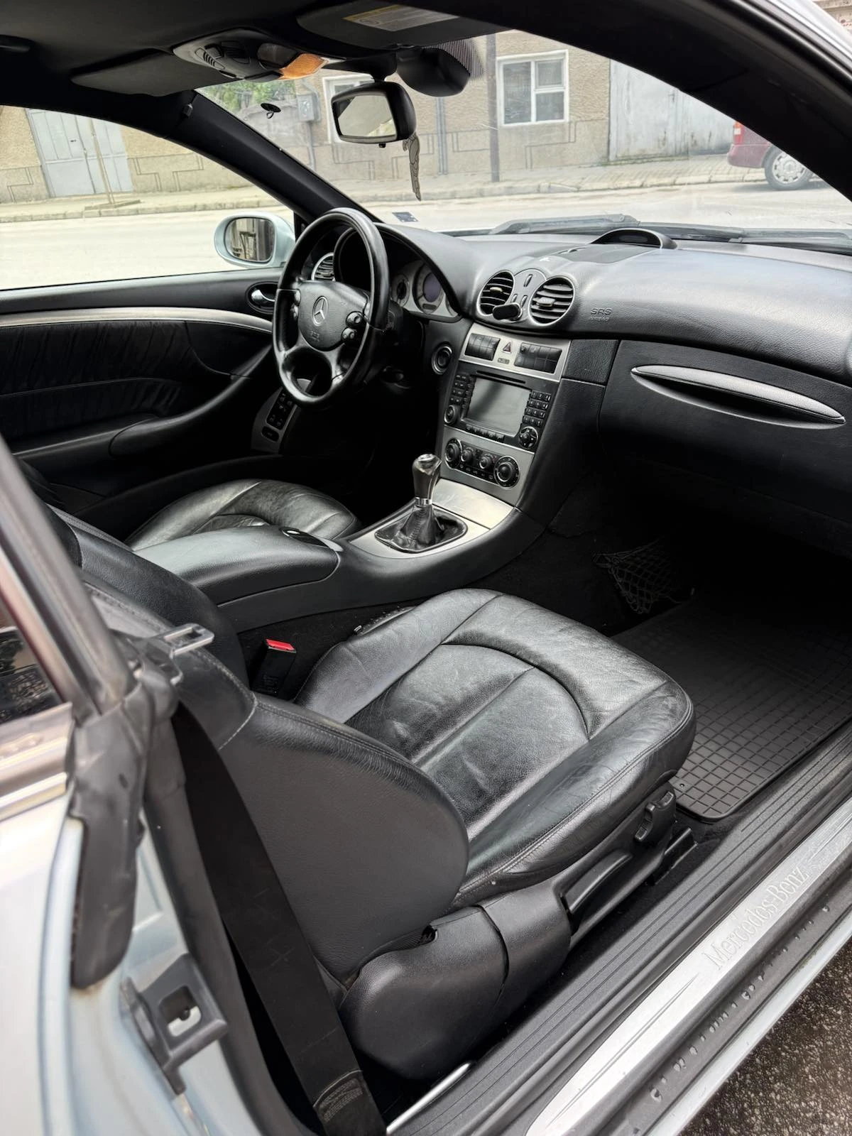 Mercedes-Benz CLK 320 CDI V6, снимка 7 - Автомобили и джипове - 55646069