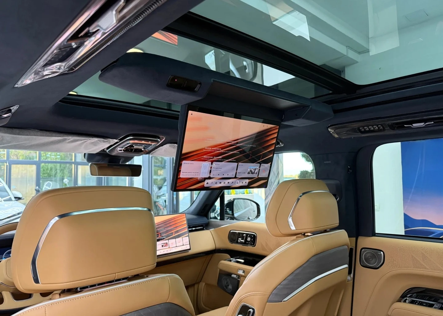 Zeekr 9X Plug-In-Hybrid , снимка 11 - Автомобили и джипове - 56709051