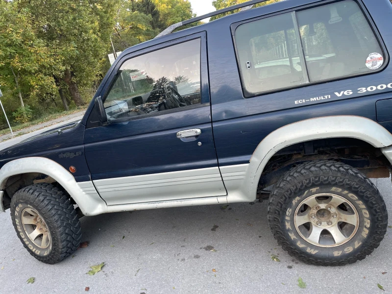 Mitsubishi Pajero, снимка 10 - Автомобили и джипове - 48676281