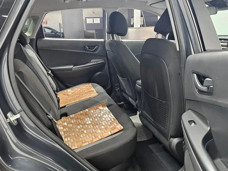 Hyundai Kona 1.6 2WD SMART, снимка 9 - Автомобили и джипове - 55430374