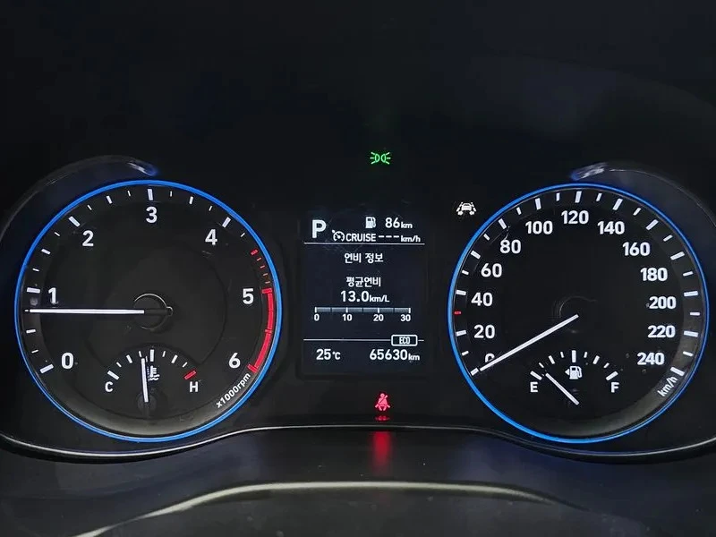 Hyundai Kona 1.6 2WD SMART, снимка 6 - Автомобили и джипове - 55430374
