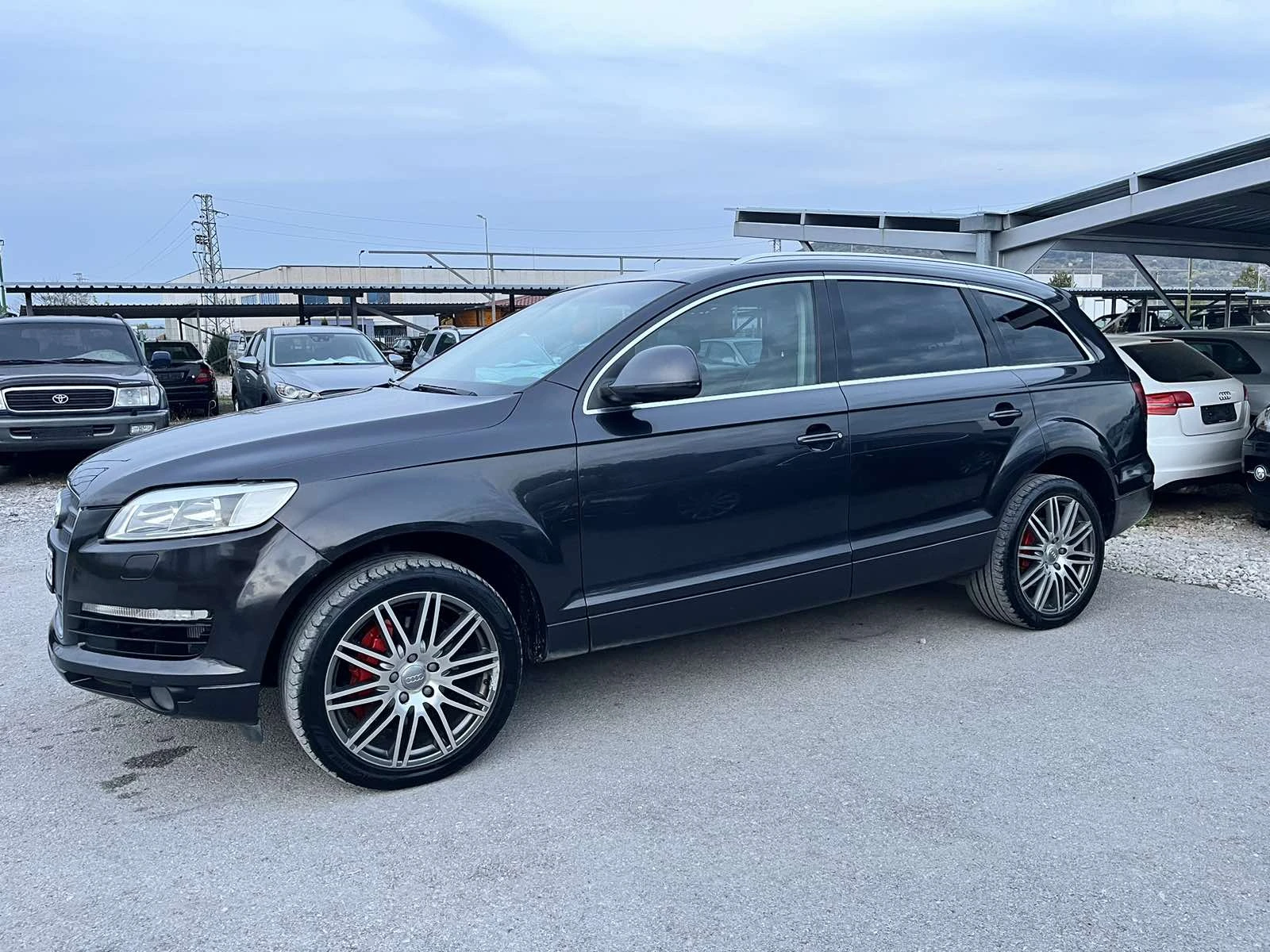 Audi Q7 3.0TDI 7места 233kc  КОЖА Quattro - изображение 4