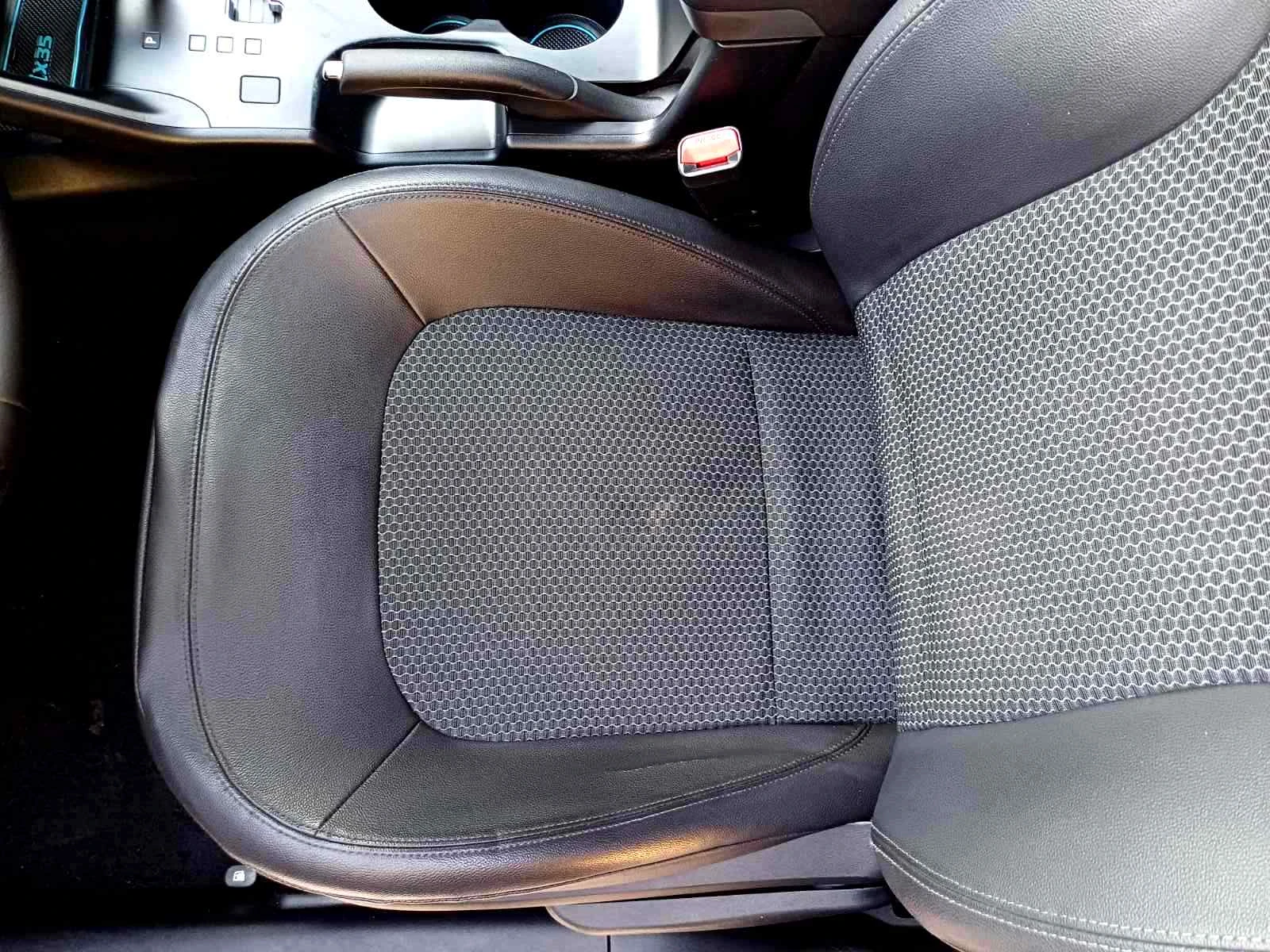 Hyundai IX35 2.0i- AWD-ITALY - изображение 8