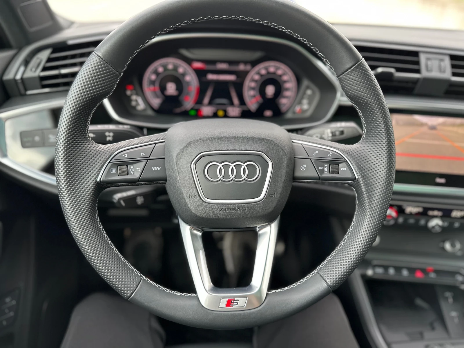 Audi Q3  - изображение 5