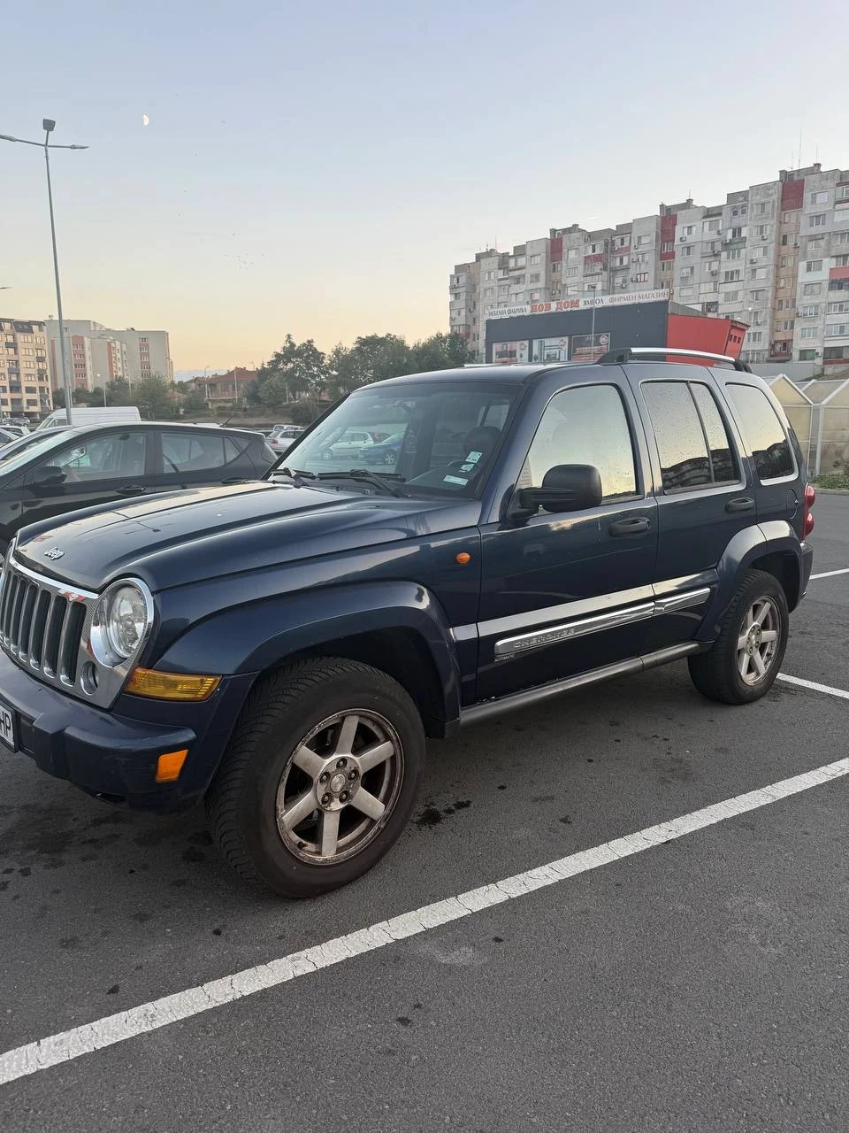 Jeep Cherokee  - изображение 8