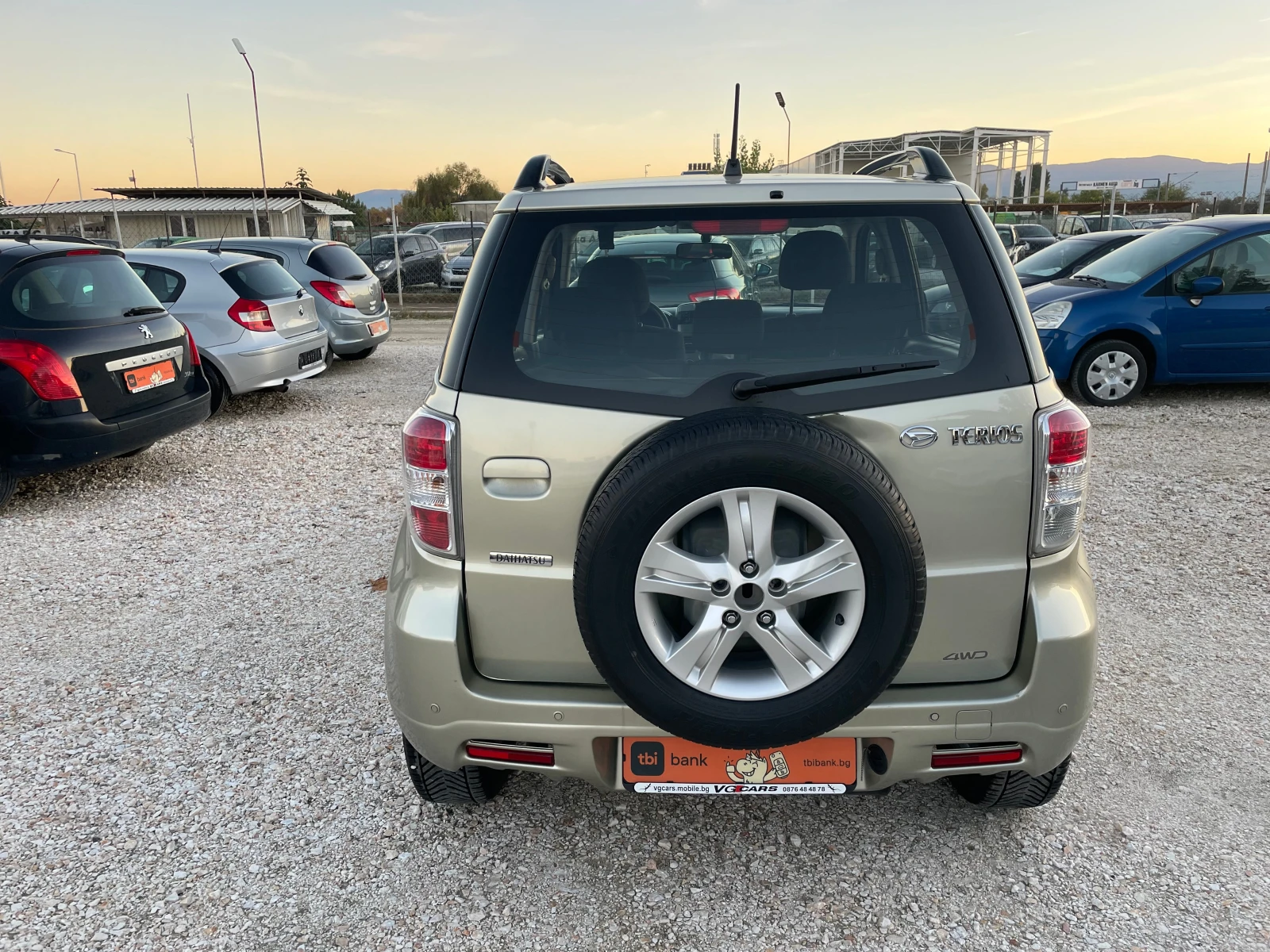 Daihatsu Terios | Mobile.bg   6