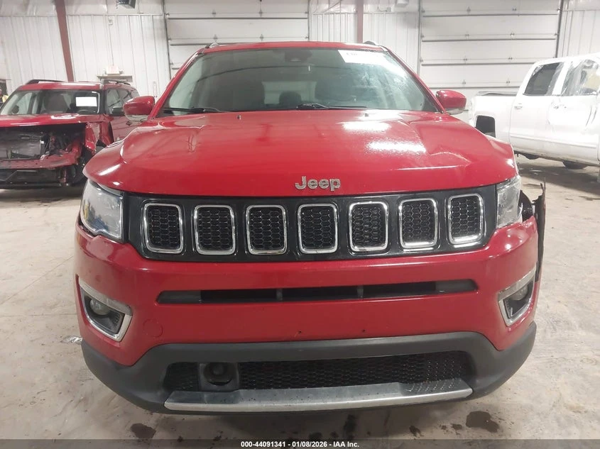 Jeep Compass 2.4l Limited Fwd, снимка 12 - Автомобили и джипове - 53816724