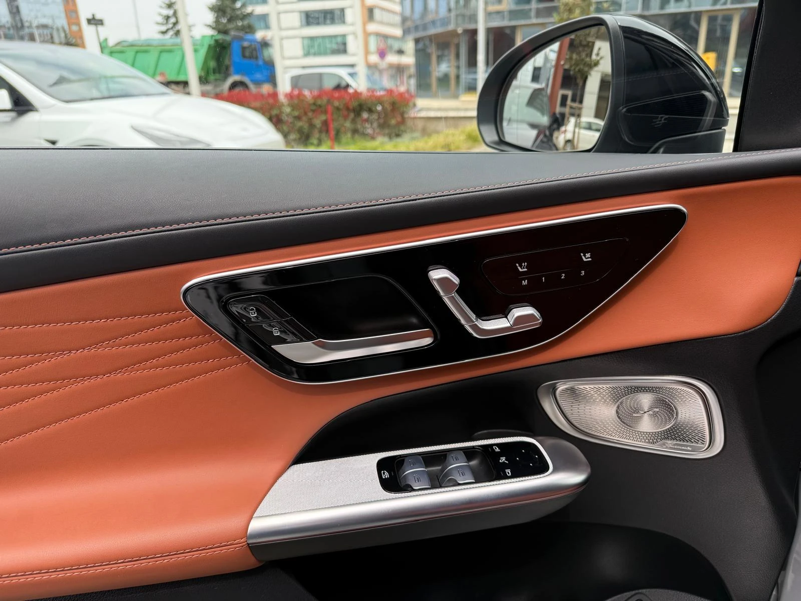 Mercedes-Benz GLC 450 d 4M AMG AIRMATIC, снимка 11 - Автомобили и джипове - 54220427