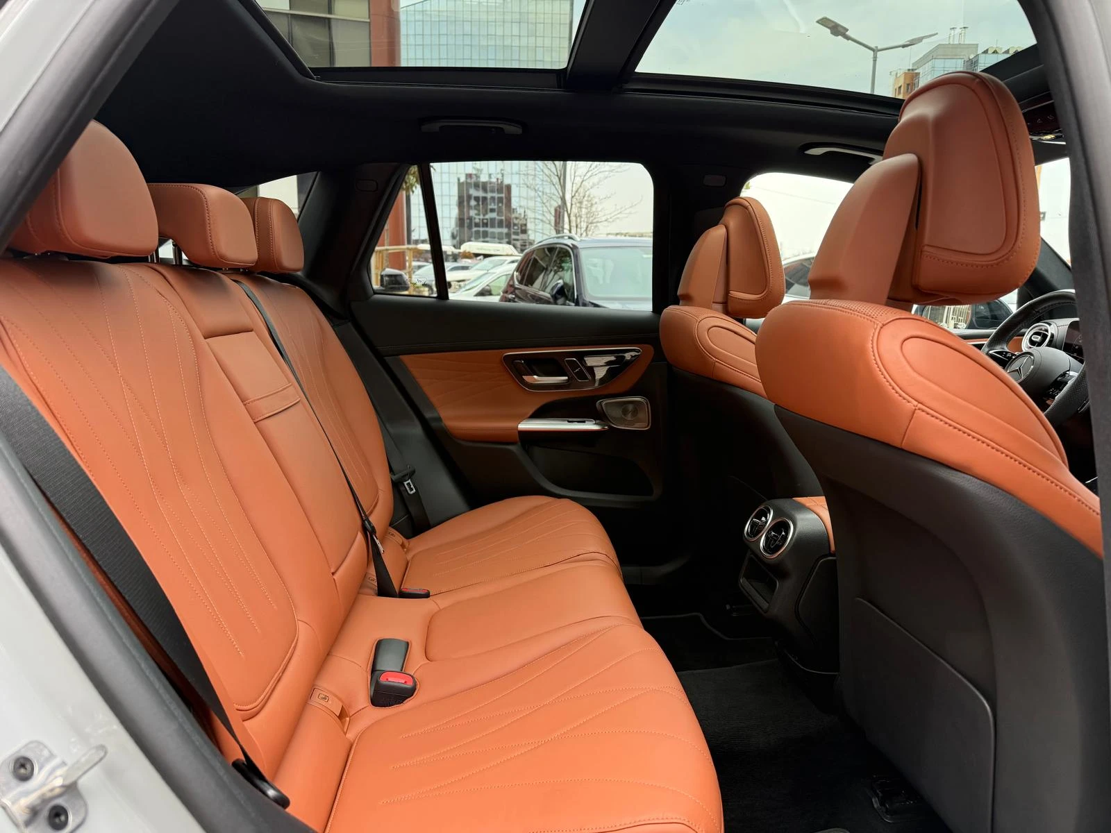 Mercedes-Benz GLC 450 d 4M AMG AIRMATIC, снимка 15 - Автомобили и джипове - 54220427