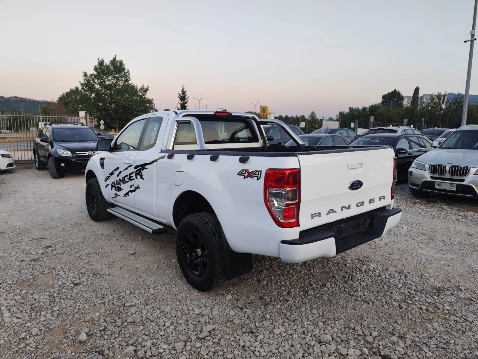Ford Ranger 2.2 дизел Италия, снимка 8 - Автомобили и джипове - 54579955