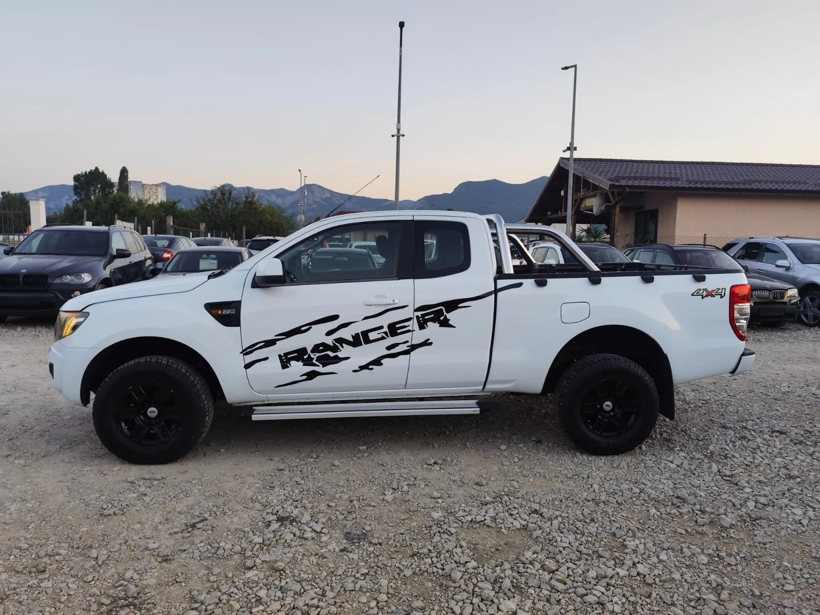 Ford Ranger 2.2 дизел Италия, снимка 9 - Автомобили и джипове - 54579955
