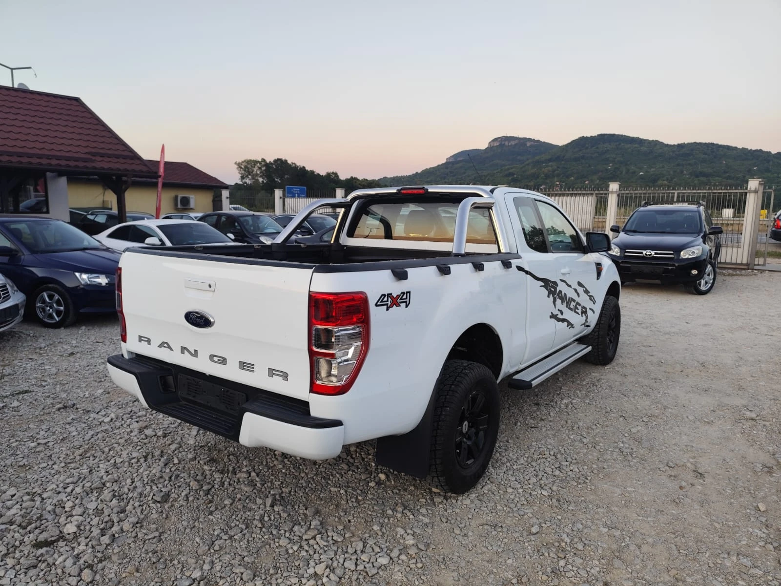 Ford Ranger 2.2 дизел Италия, снимка 6 - Автомобили и джипове - 54579955