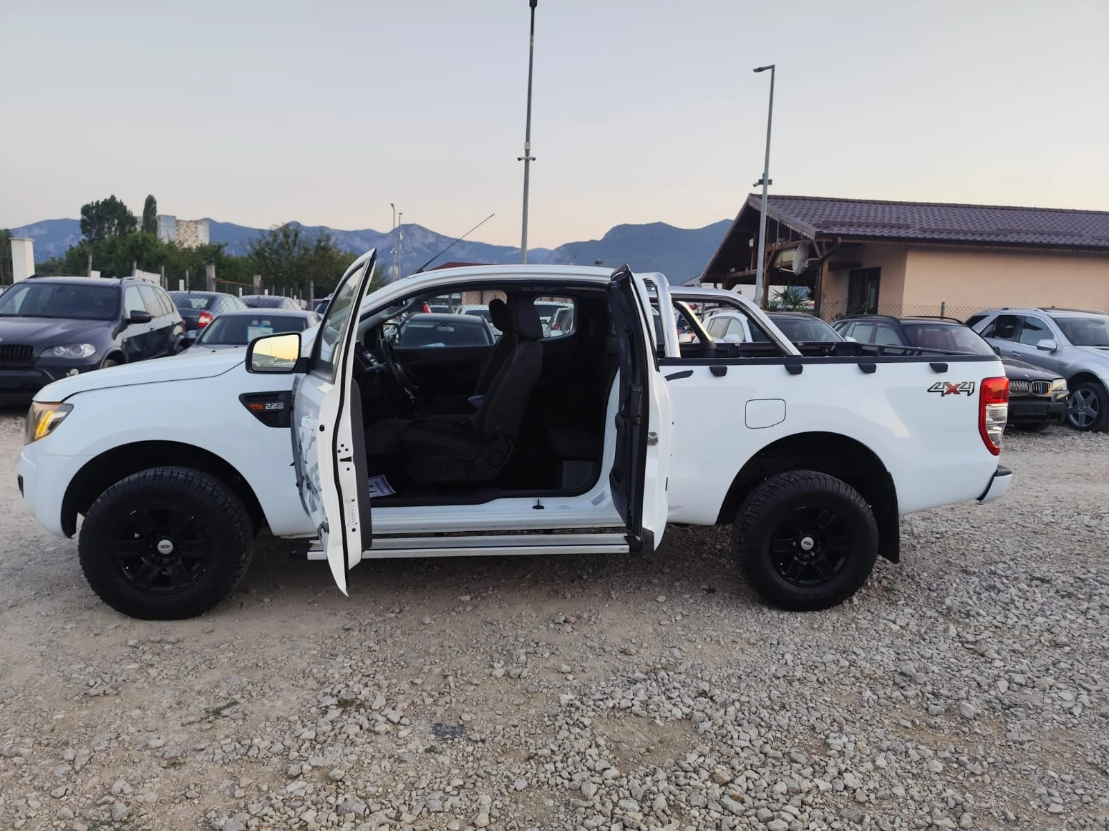Ford Ranger 2.2 дизел Италия, снимка 10 - Автомобили и джипове - 54579955