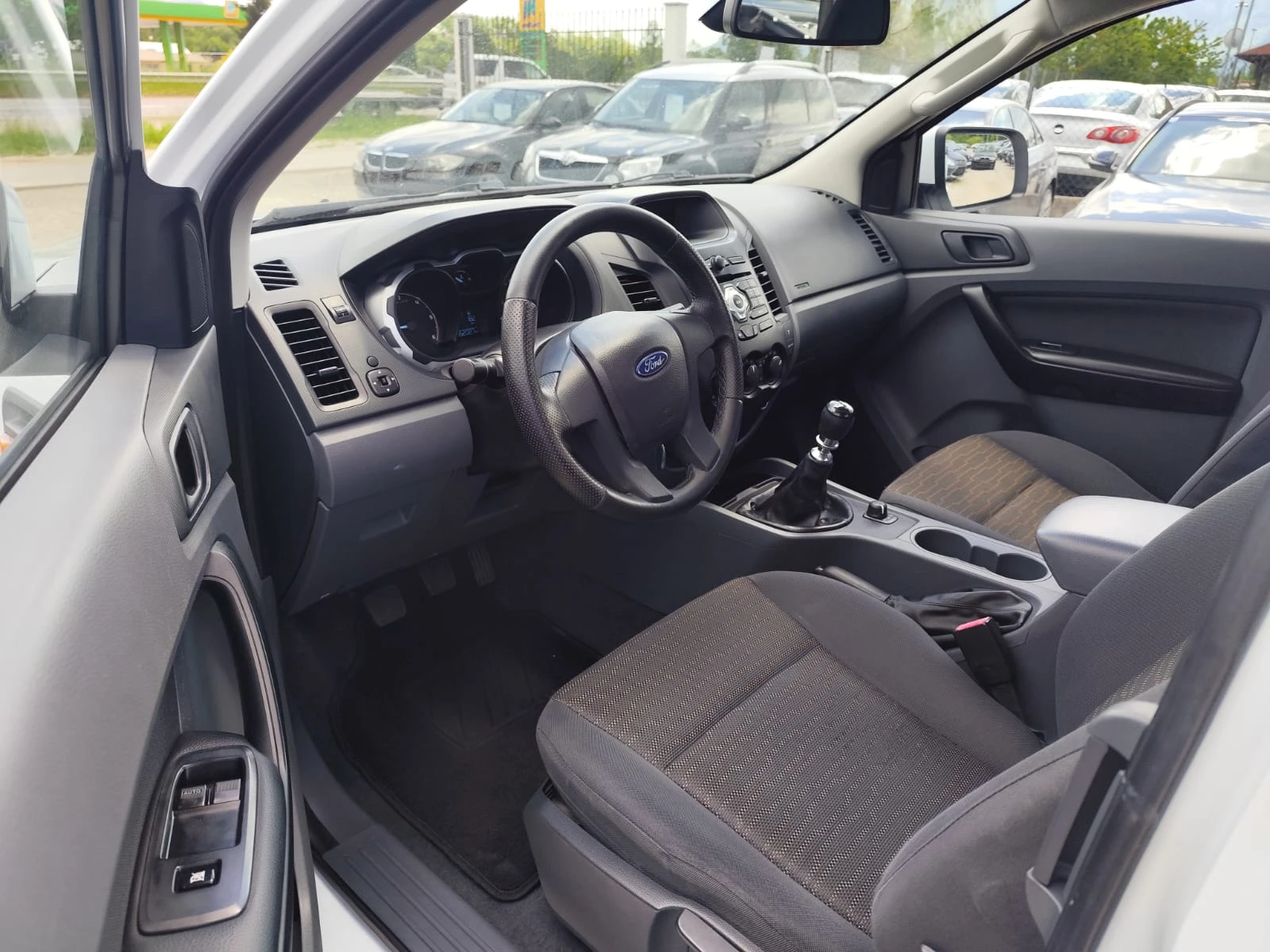 Ford Ranger 2.2 дизел Италия, снимка 11 - Автомобили и джипове - 54579955