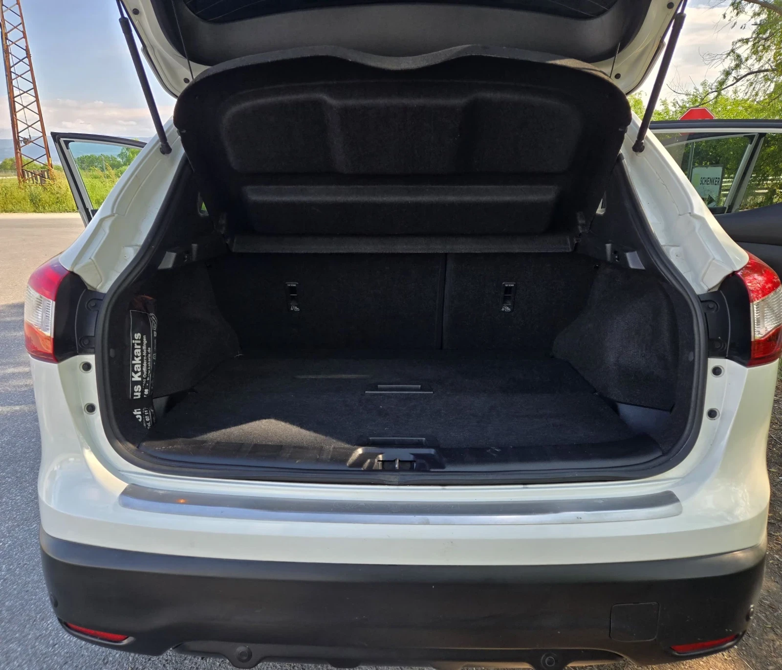 Nissan Qashqai TEKNA FULL 1.6 131кс..LIMITED EDITIONS CHROME , снимка 10 - Автомобили и джипове - 54623572