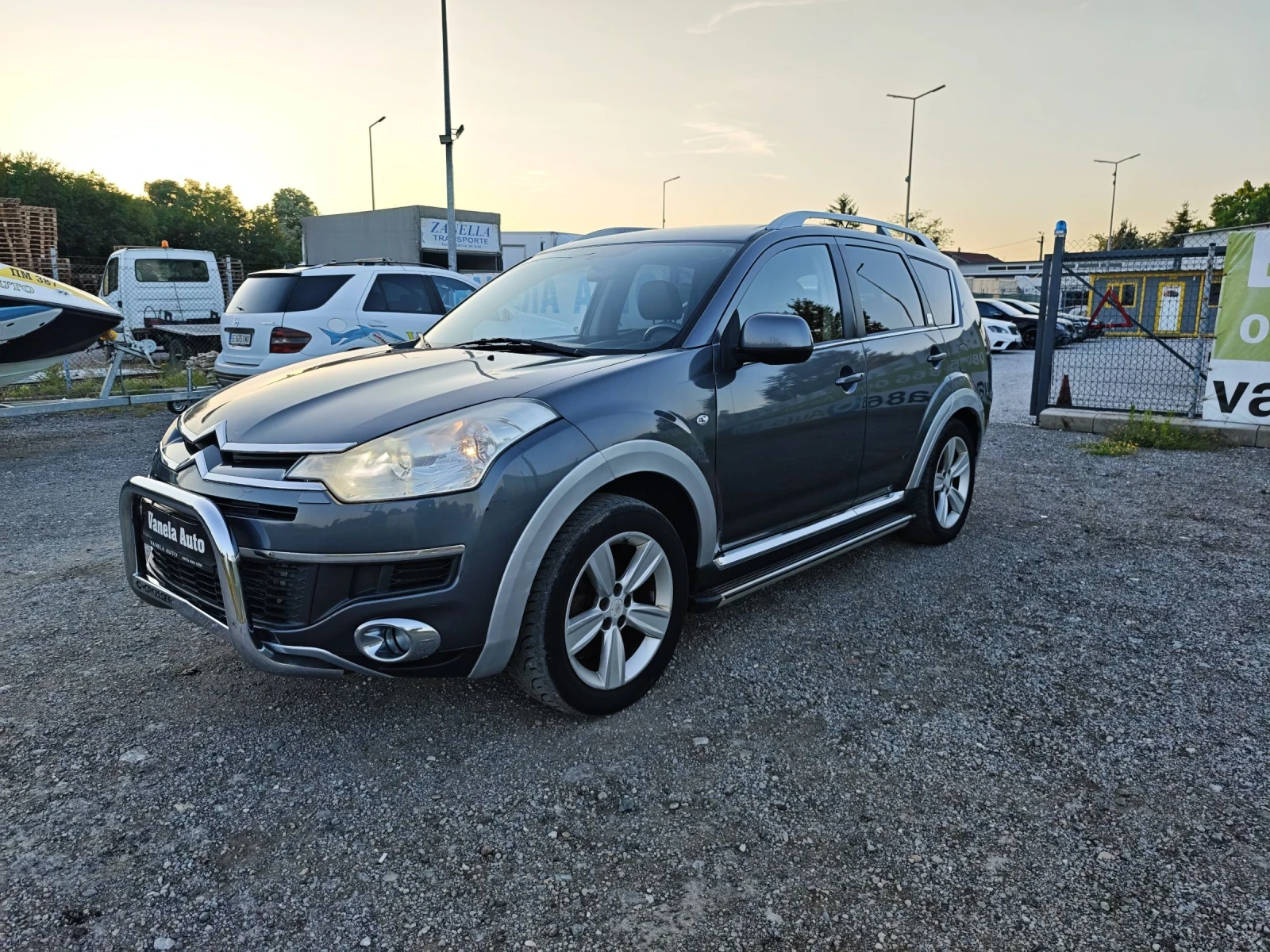 Citroen C-Crosser 4х4 7М ФУЛЛ, снимка 2 - Автомобили и джипове - 54840055