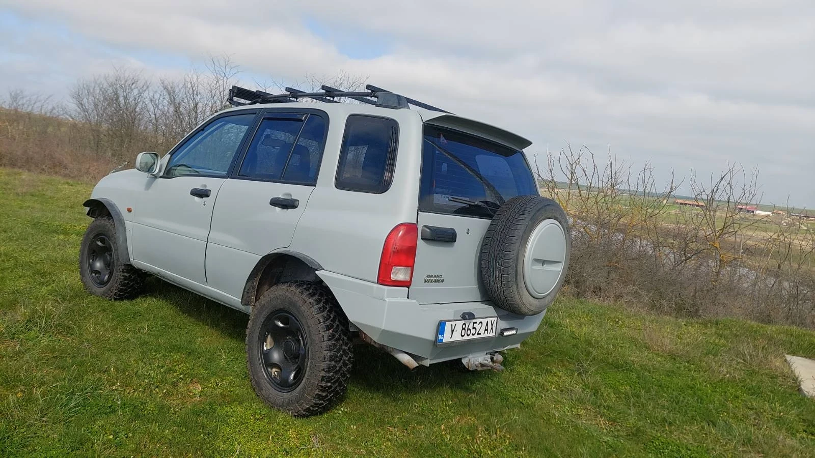 Suzuki Grand vitara, снимка 4 - Автомобили и джипове - 54866624