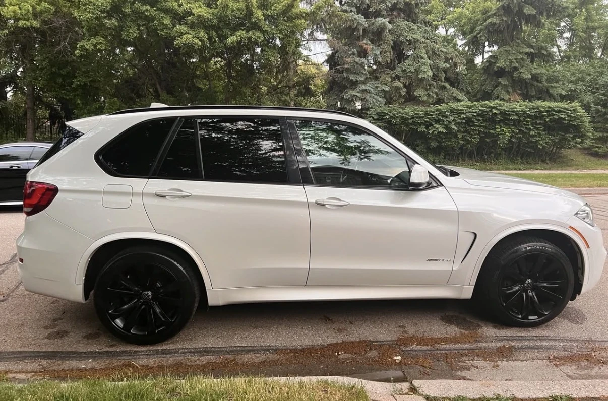 BMW X5 35D * M ПАКЕТ * ОБДУХВАНЕ * ДИСТРОНИК * ПАНОРАМА *, снимка 3 - Автомобили и джипове - 54884468