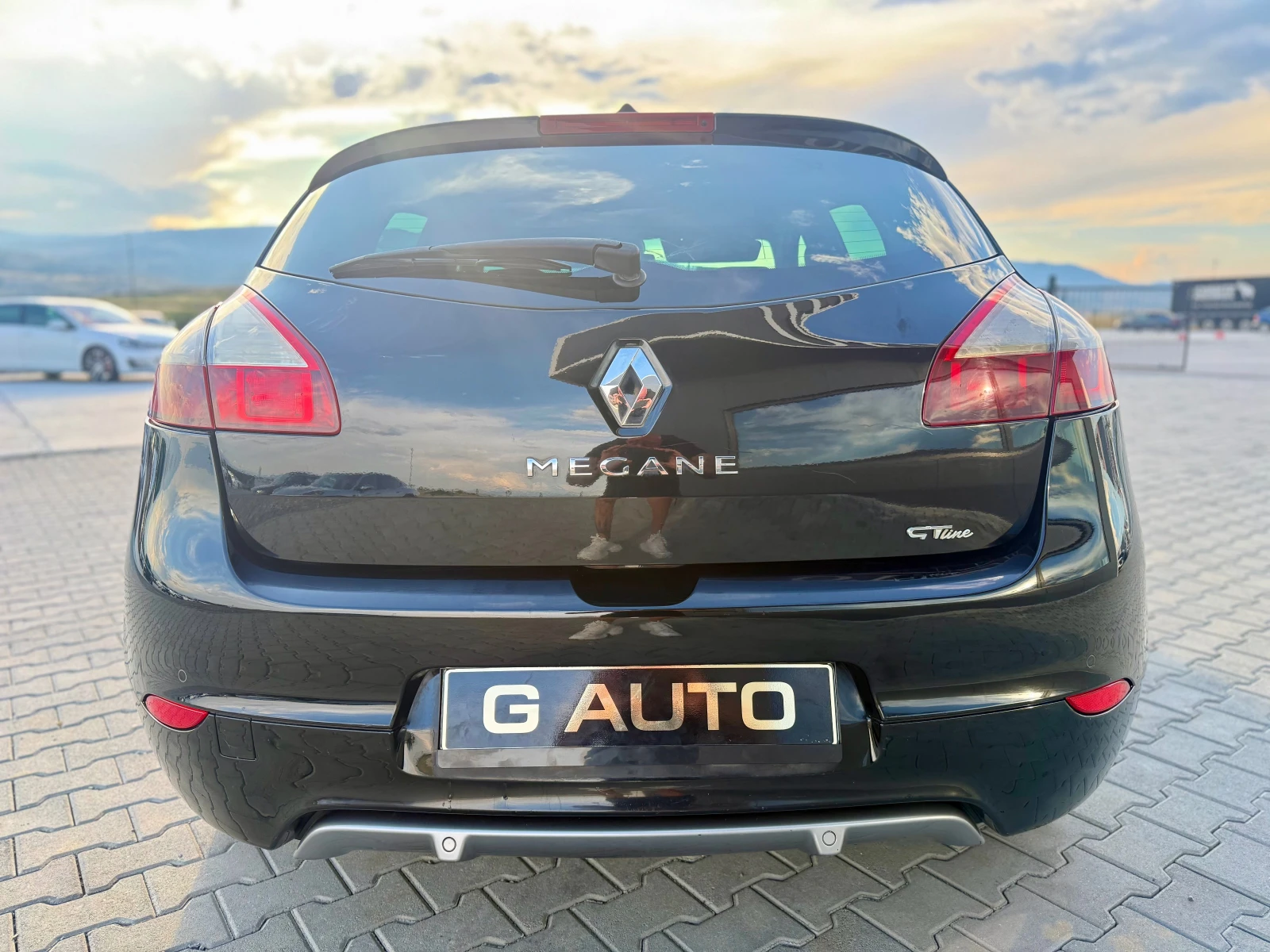 Renault Megane 1.5 dci GT line Лизинг !!!, снимка 6 - Автомобили и джипове - 55044360