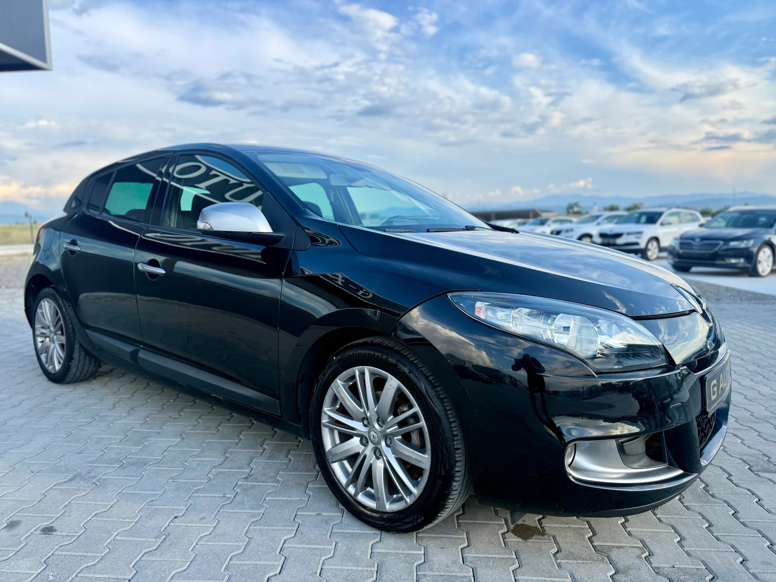 Renault Megane 1.5 dci GT line Лизинг !!!, снимка 3 - Автомобили и джипове - 55044360