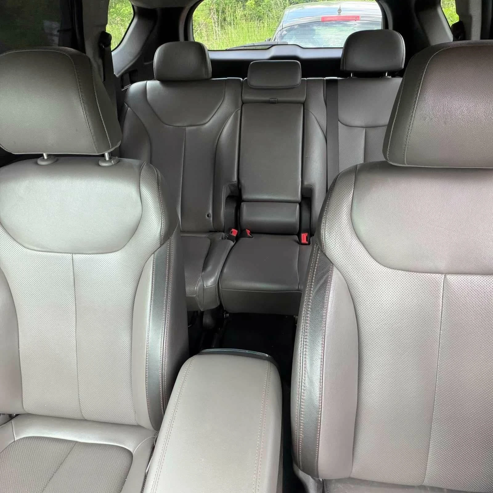 Hyundai Santa fe 2.0Т, снимка 11 - Автомобили и джипове - 55393666