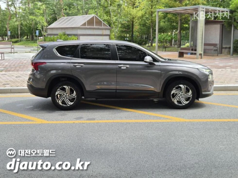 Hyundai Santa fe 2.2 EXCLUSIVE PANORAMA/360CAM/FULL, снимка 4 - Автомобили и джипове - 55529641