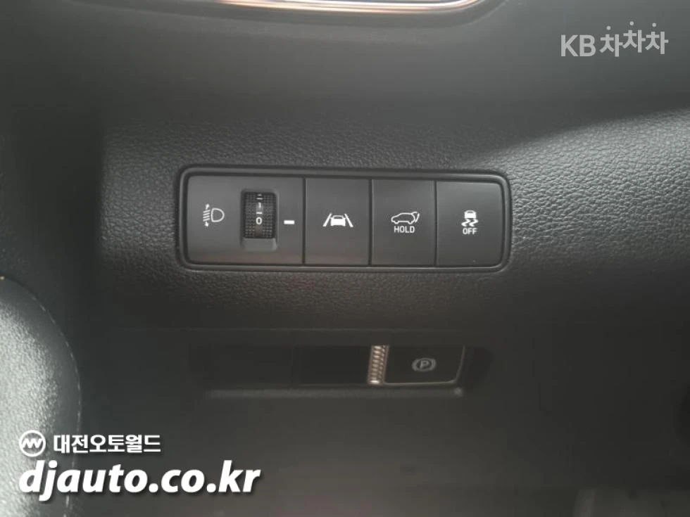Hyundai Santa fe 2.2 EXCLUSIVE PANORAMA/360CAM/FULL, снимка 15 - Автомобили и джипове - 55529641