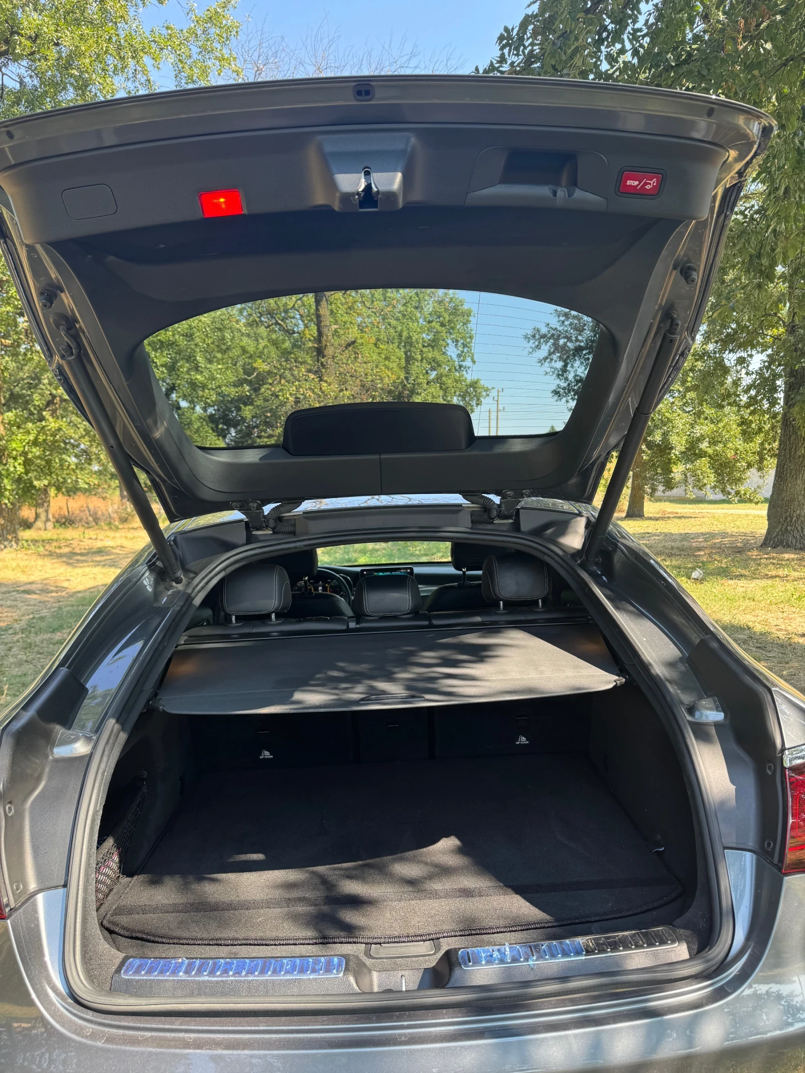 Mercedes-Benz GLC 300, снимка 9 - Автомобили и джипове - 56159365