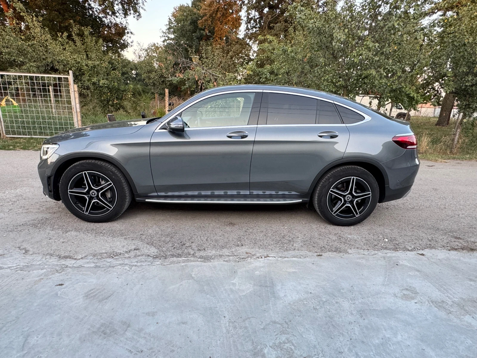 Mercedes-Benz GLC 300, снимка 2 - Автомобили и джипове - 56159365